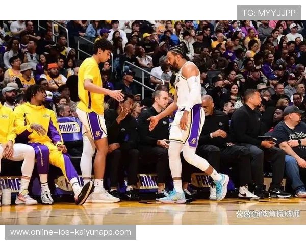 8分36秒再创佳绩!杨瀚森超越孙悦,末节成“吉祥物”