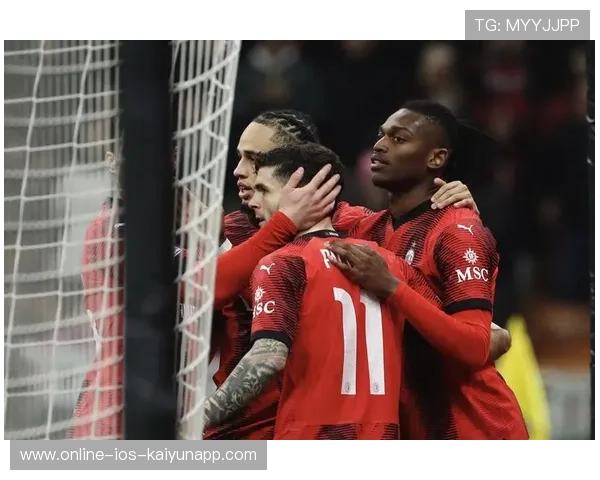 AC米兰吉鲁门前争顶完成破门