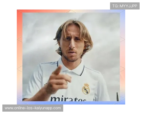 克罗地亚以莫德里奇为核心再度演练中场推进